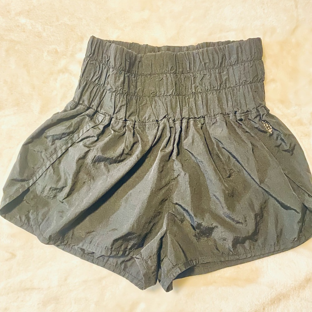 Free People Black High-Waisted Shorts – Size Medium
